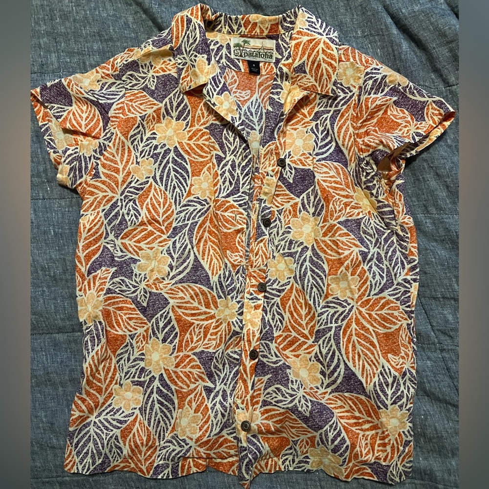 Patagonia Pataloha Limited Edition Button Up Short Sleeve Floral Leaf